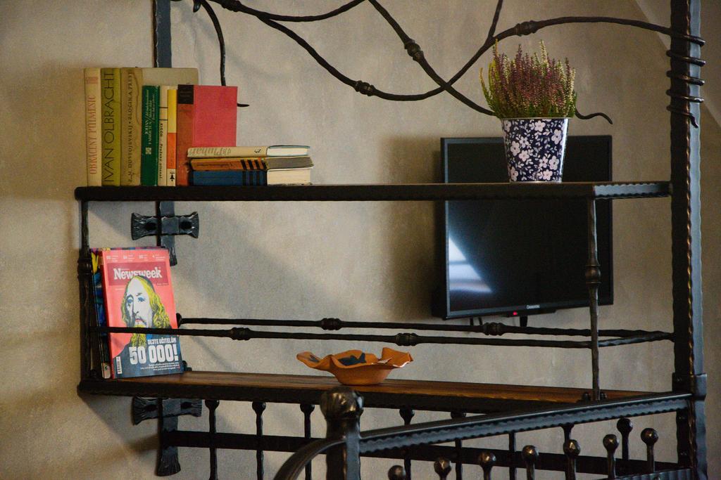 U Paluku Apartment Chrudim Luaran gambar