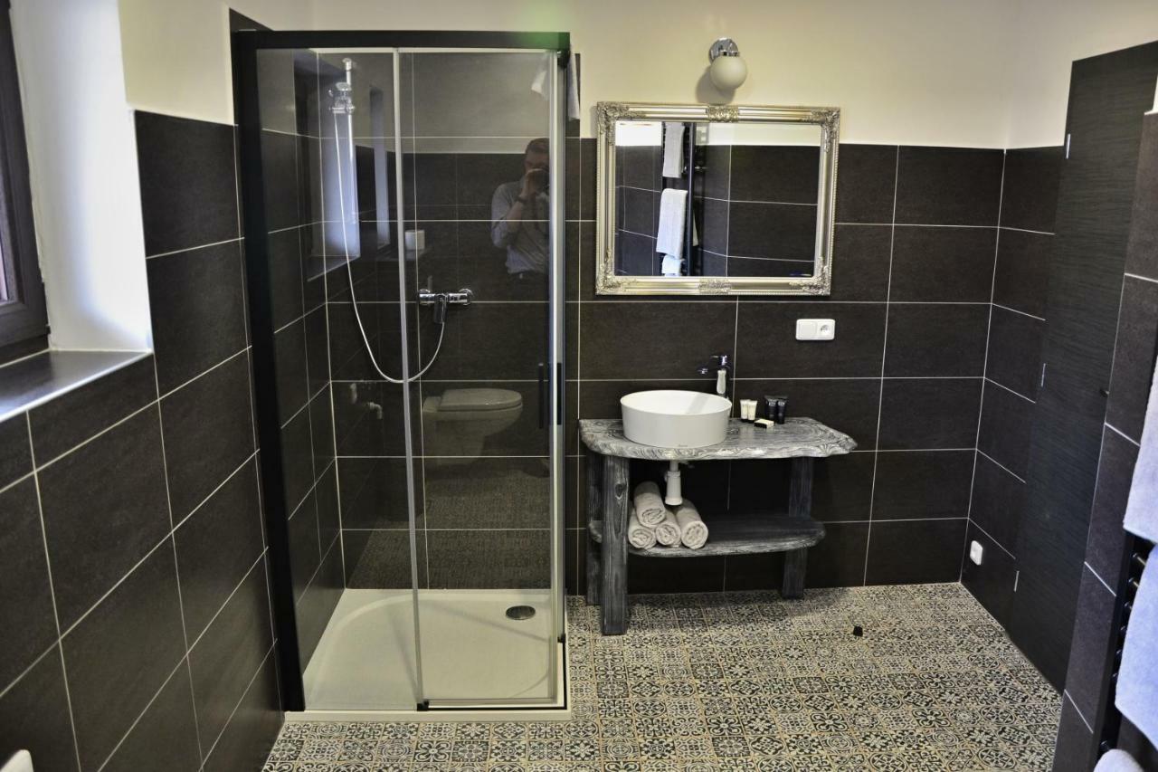 U Paluku Apartment Chrudim Luaran gambar
