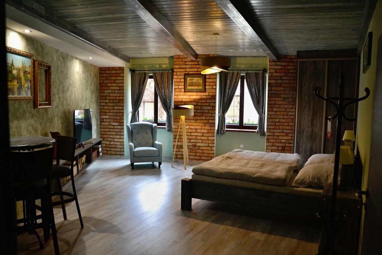 U Paluku Apartment Chrudim Luaran gambar