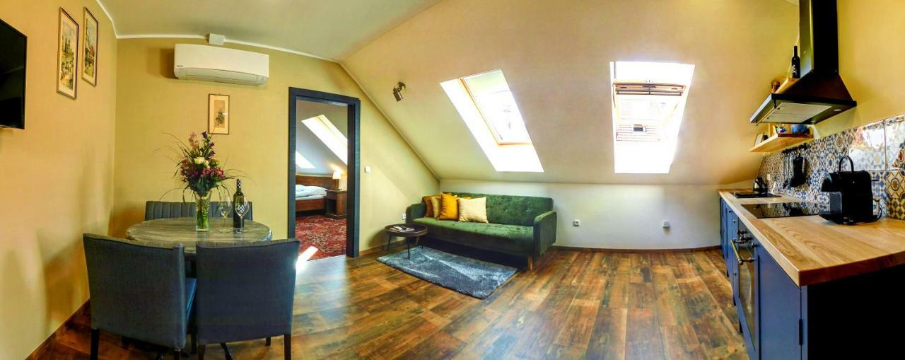 U Paluku Apartment Chrudim Luaran gambar